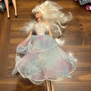 New 1996 Angel Princess Barbie 15911‎ Angel Wings Ring To Make Her Fly Vintage